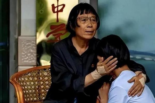 命运的传承：妈妈的运势与儿子的未来有何关联？