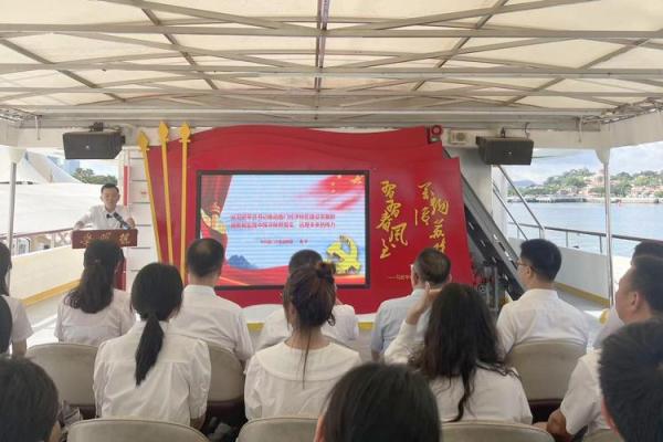 李俊熙：五行之命解析与人生哲学的融合之旅