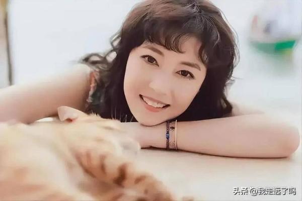 女人风尘命的深层解析：流转于红尘的生命之谜