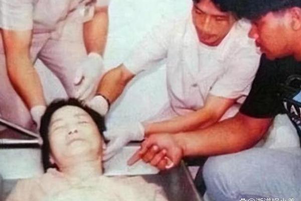 女人风尘命的深层解析：流转于红尘的生命之谜