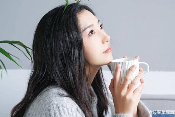 女双龙双虎：命运的神秘组合与生活的启示