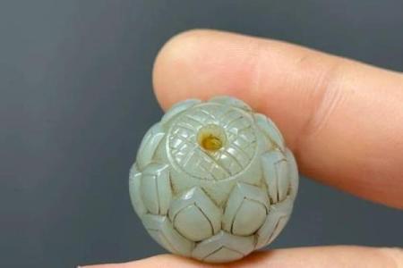 木命人适合佩戴的玉雕图案与寓意解析