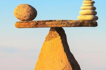 女命八字中的白老虎煞:神秘力量与人生启示