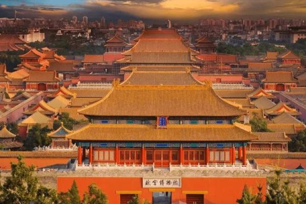 命局官星两现的深意与解读：命运中的权威与责任
