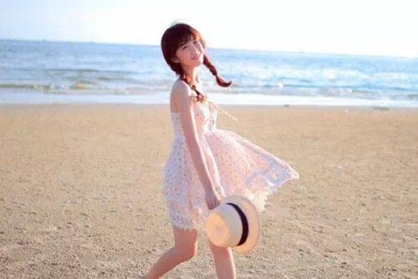 她的命运之旅：从女孩到女性的成长与蜕变