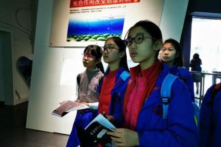 农工商命：探寻农、工、商三大领域的和谐发展之路
