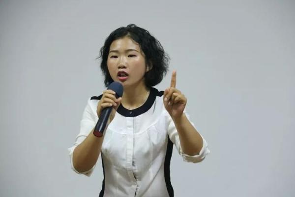 女孩出生7斤4两，注定此生将为命运开创辉煌篇章！