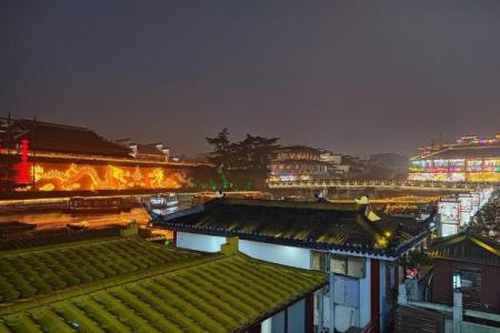 从万古风华到繁华落尽：探寻旧时王谢的命格与人生哲学