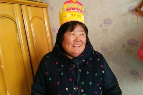 六十四岁属什么命的女性：命运的五彩斑斓解析