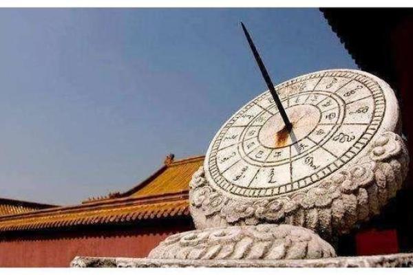八十年代六月出生的命运解析：生活中的星辰与运势之旅
