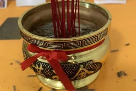 命里带香火与碑王：探秘传统文化中的命运与信仰交织之道