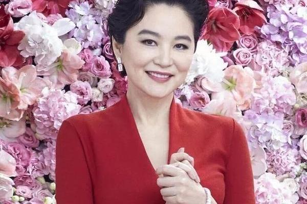 林青霞：星辰命格与荧幕传奇的交织之路