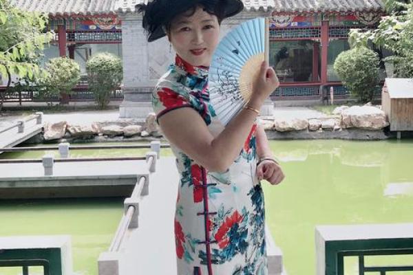 女人一生七个坎：如何优雅应对人生挑战，开启美好旅程