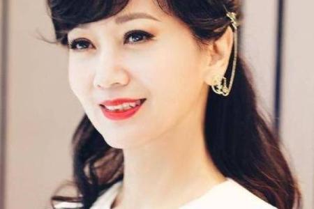 六月初一出生女孩的命理解析:优雅与独立的完美结合