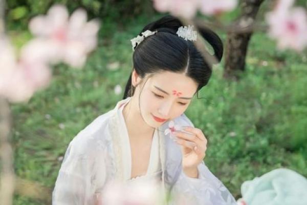 女命红鸾照命：幸福爱情与命运的指引