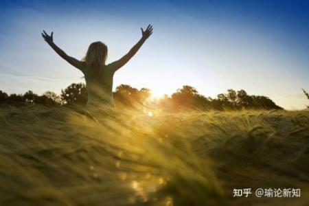 探秘女命日柱八专：深度解析如何影响人生轨迹与性格特征