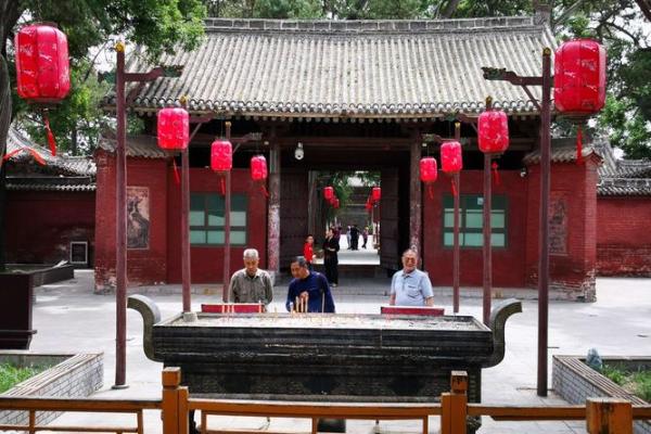 探秘孔庙门口的命格：在传统文化中寻找人生的指引