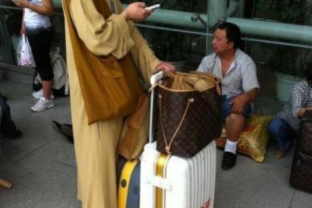尼姑与和尚命运的异同：探秘宗教背后的生活哲学