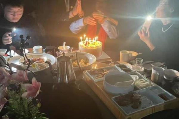 命遇离明拱寿星：探索命理背后的神秘力量与人生之路