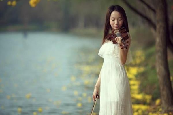 相依为命的村庄：那些不愿离去的牵挂与温暖