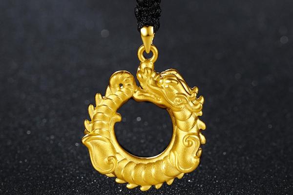 命里缺金的男孩如何巧妙佩戴吉祥物提升运势