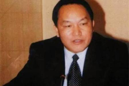 男命26岁,星辰照耀的启示与命运转折