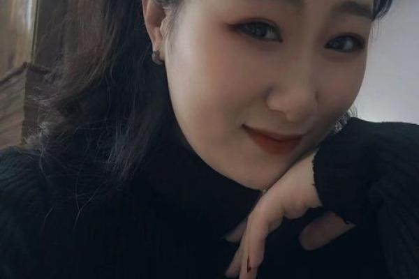 农历正月初七出生的女孩：命理与未来的美丽篇章