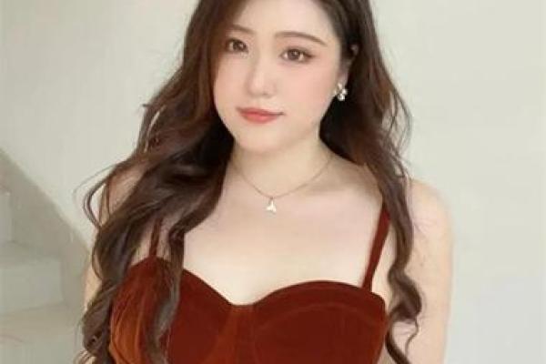 男命偏爱女性外貌的心理分析与情感探索