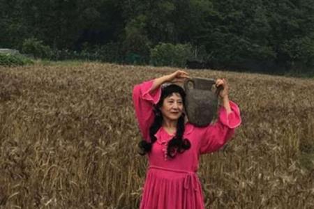 六十九岁属马女性的命运与生活智慧探讨