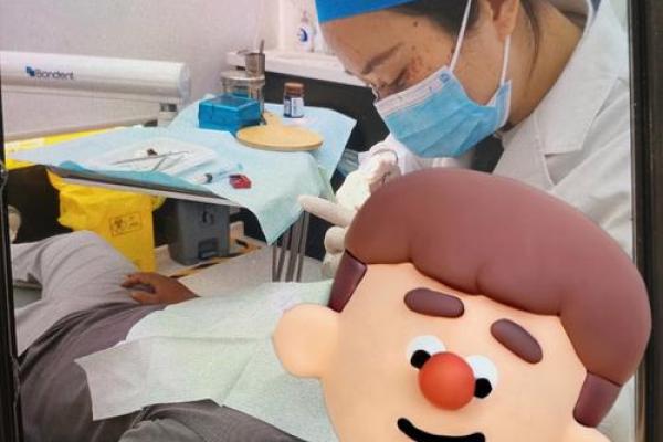 女人门牙不好的命运象征与解读