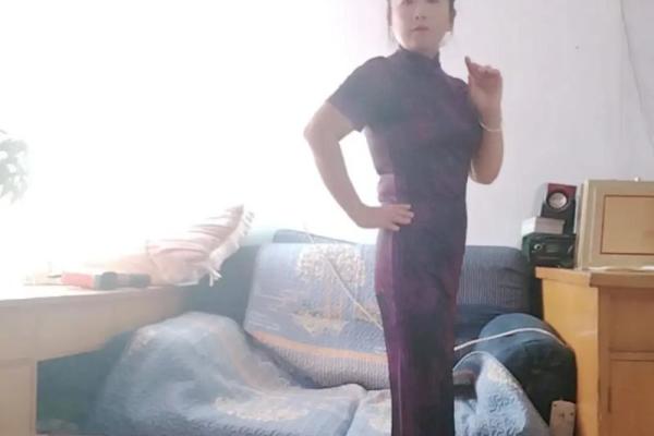 “命贵不染风尘女”：探寻古韵与现代女性的灵魂之美