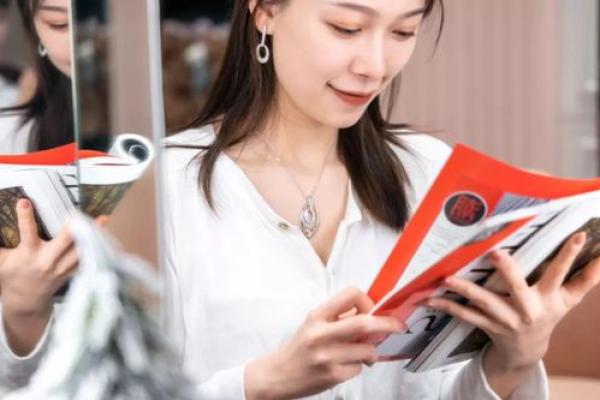 女命资杀破格：解读命理中的逆境与突破