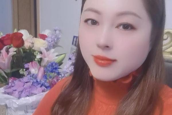 六月初五出生女孩命运解析，解锁人生精彩篇章！