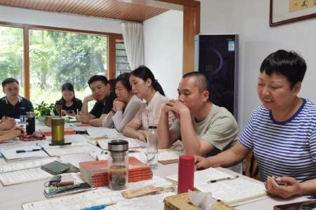 命里缺少天伦之乐：探寻家庭温暖与人际关爱的深意