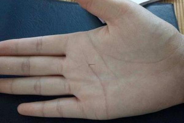 揭秘命里红艳煞：为何它被视为命理中的特殊象征？