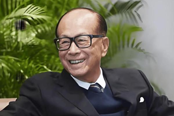 李嘉诚的续命药：揭秘他长寿背后的秘密与健康智慧