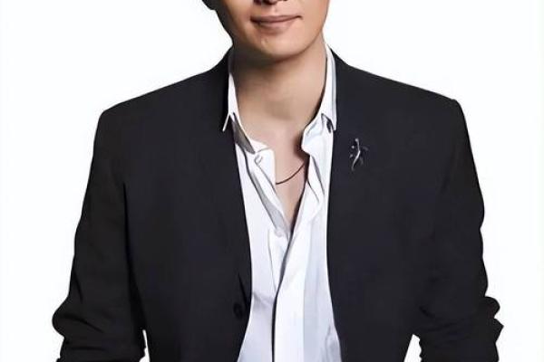 命里带桃花的男人：魅力与感情的双重探讨