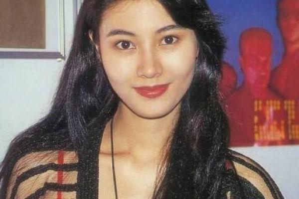 李嘉欣：富豪命背后的奋斗与智慧