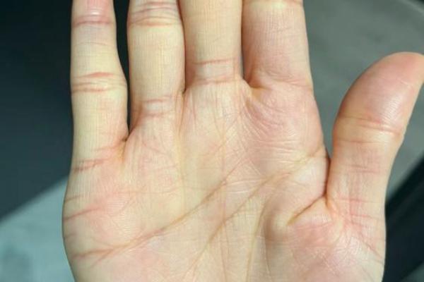 探索男人手指9个斗背后的命理玄机