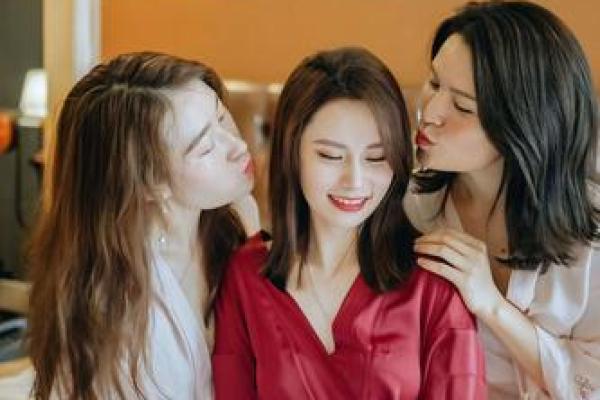 命理师的隐秘人生：为何无法步入婚姻殿堂？